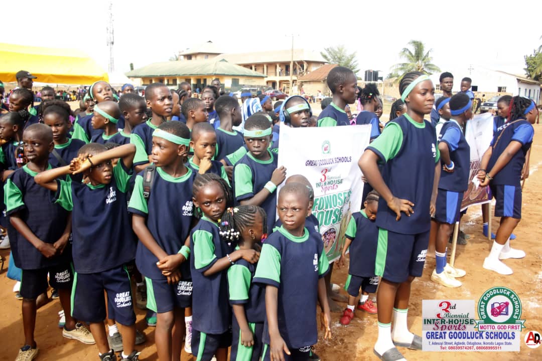 Primary school pupils in class